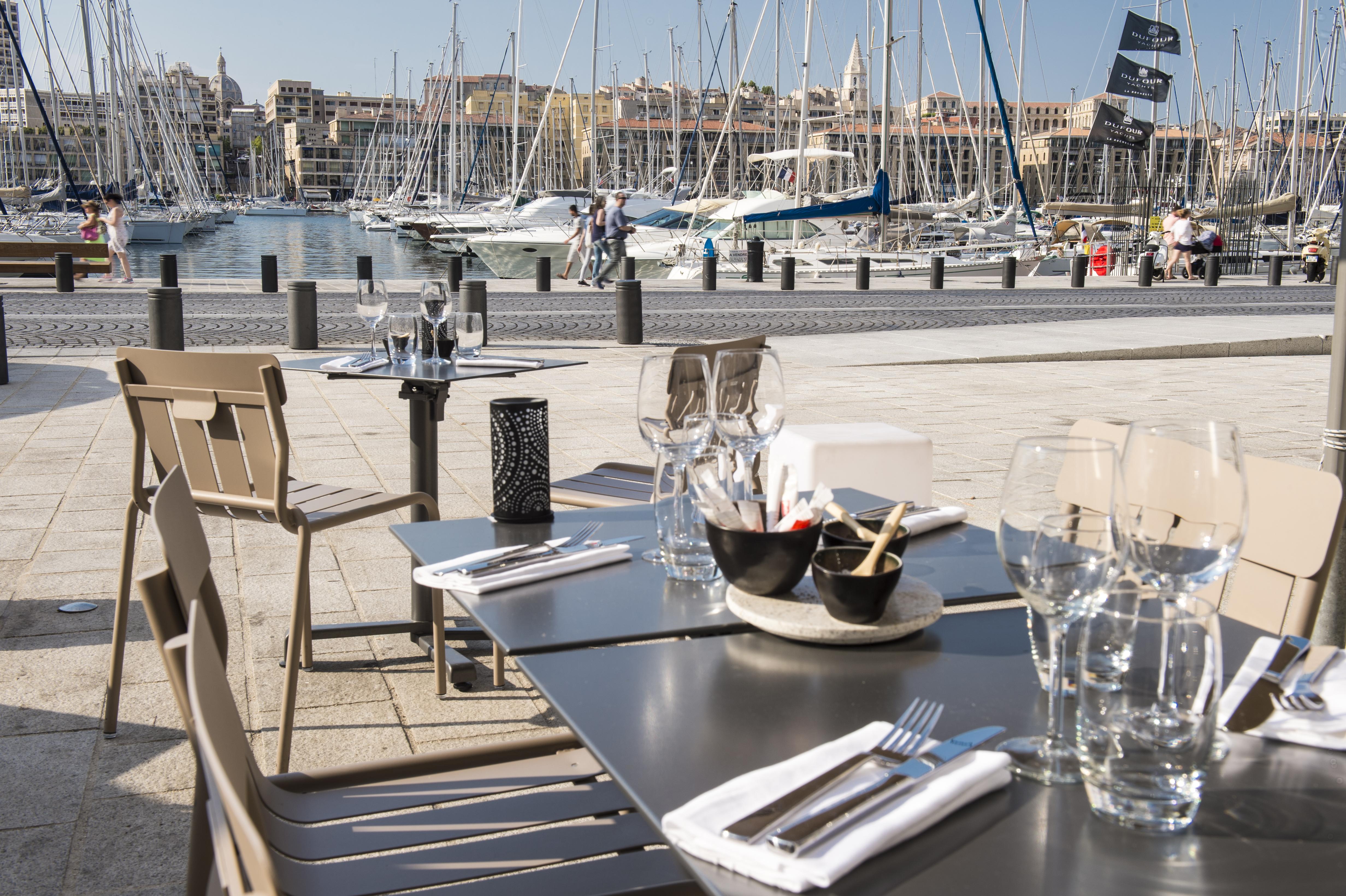 Radisson Blu Hotel Marseille Vieux Port Esterno foto