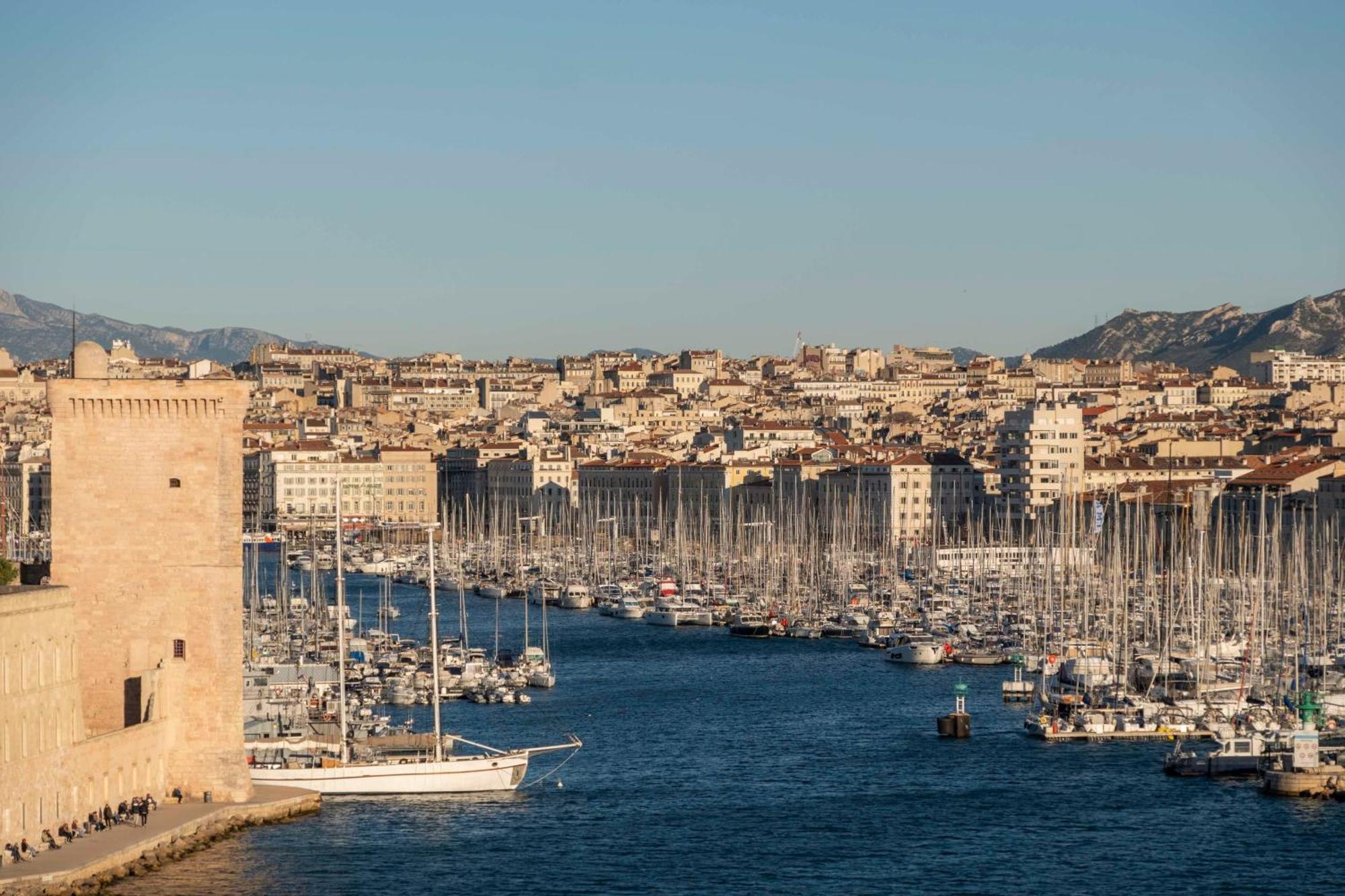 Radisson Blu Hotel Marseille Vieux Port Esterno foto