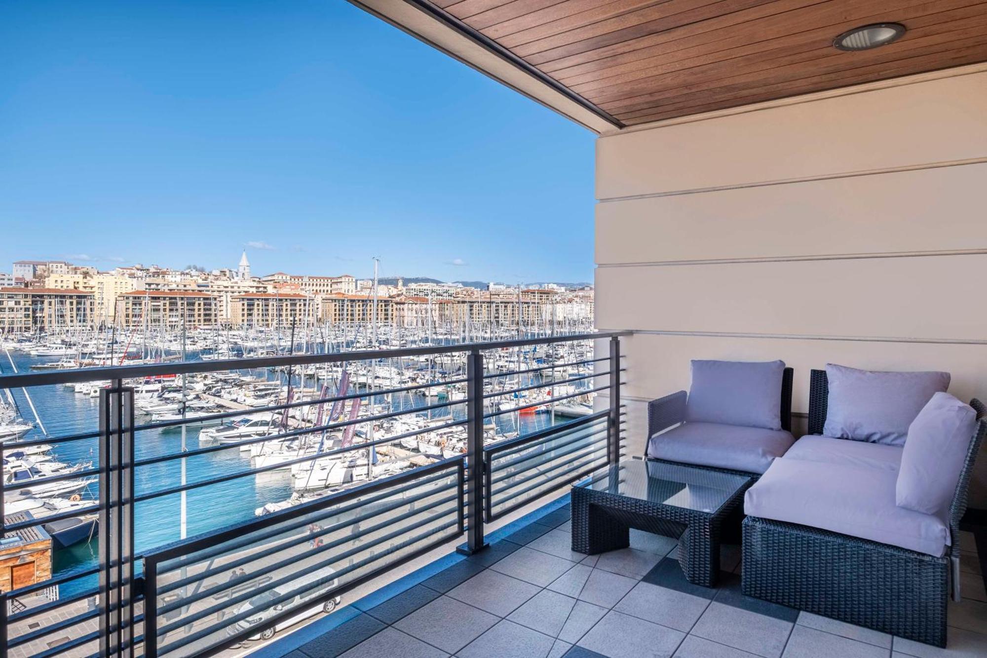 Radisson Blu Hotel Marseille Vieux Port Esterno foto